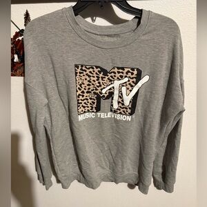 Gray women’s small MTV graphic Leopard Print crewneck Sweatshirt still soft